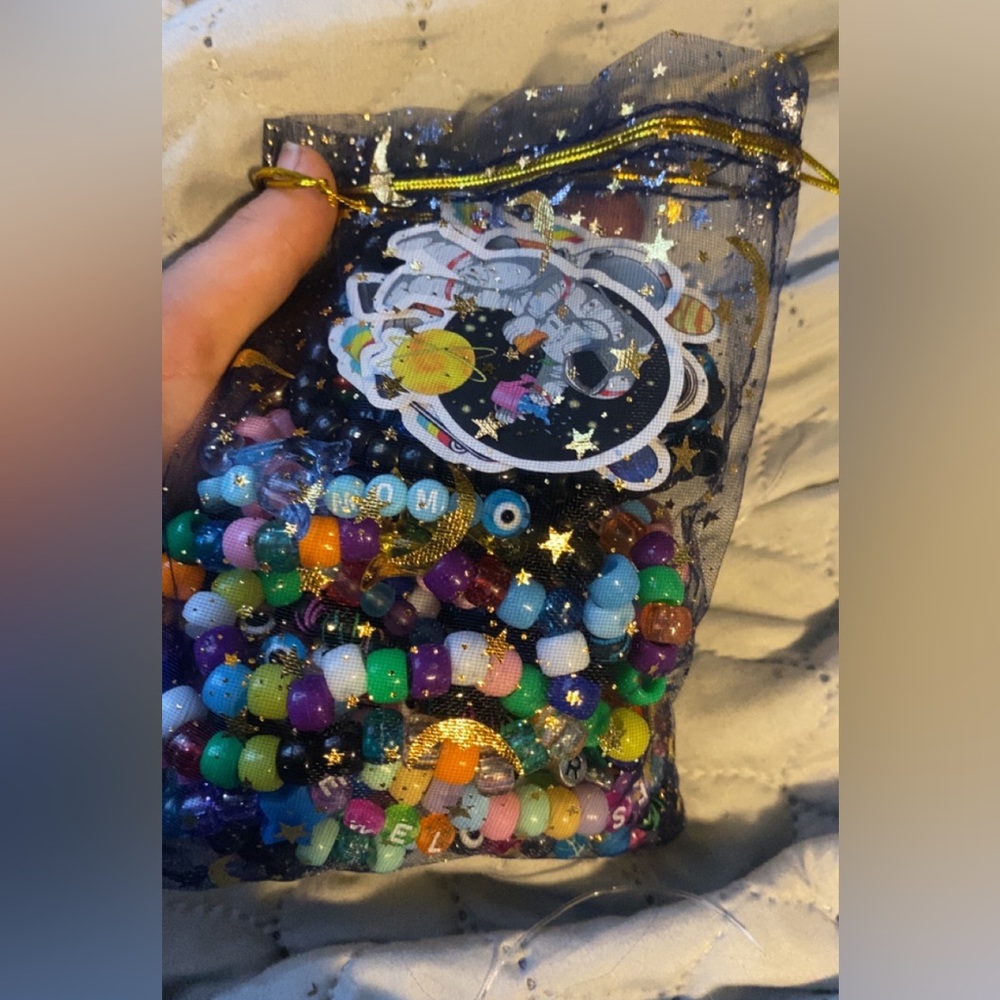 15 Rave kandi package customs available please message me